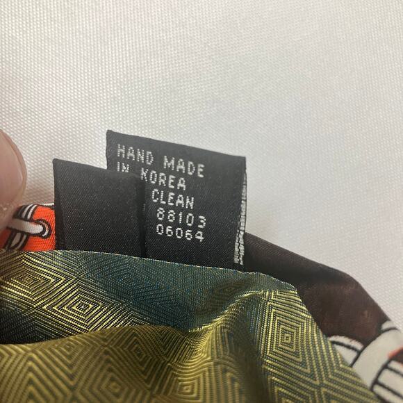 WB Looney Tunes Team NFL Vintage 1993 Graphic Print 4” Neck Tie Football - Picture 9 of 14